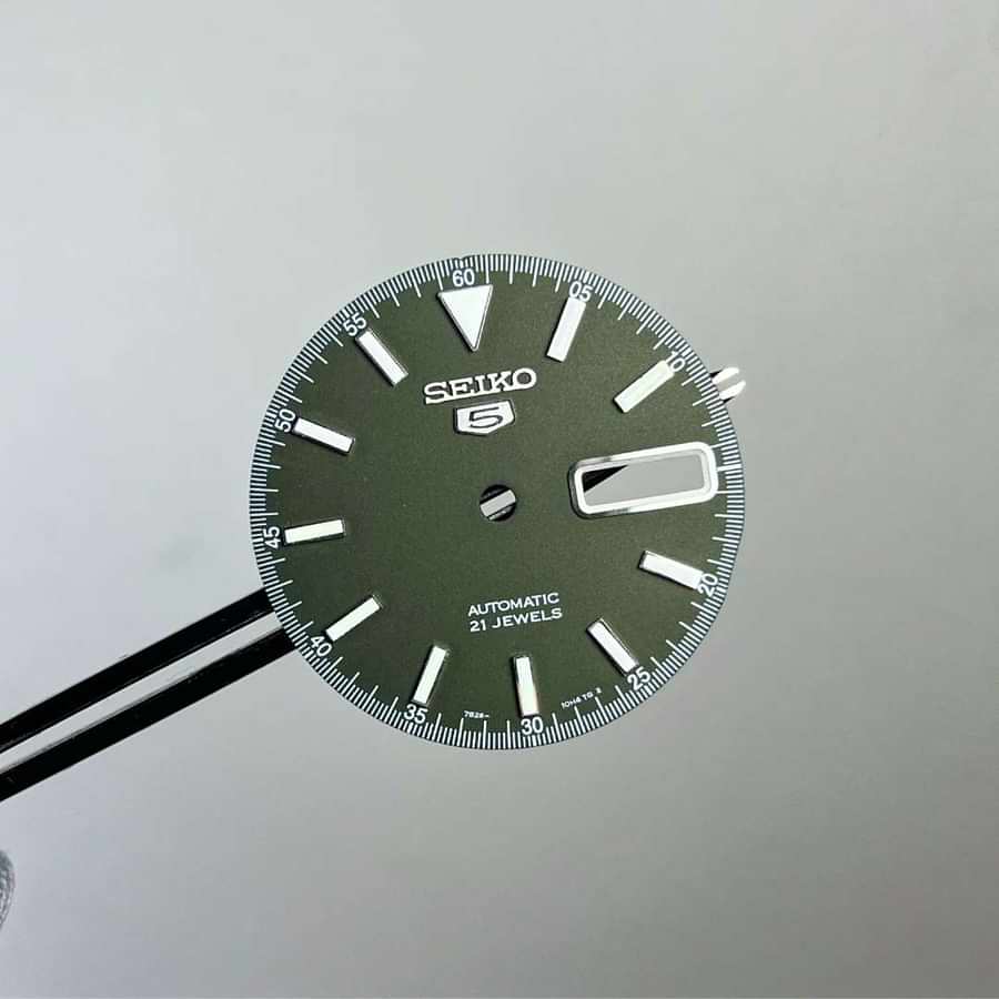 seiko-5-oyster-military-green-oem-dial